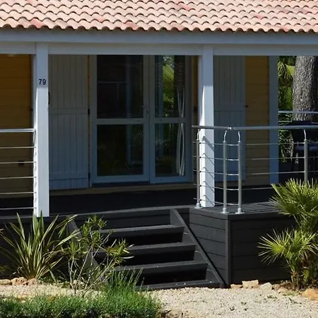 Villa Gasmim79 - Maison Pour 6 Personnes Située Dans Un Parc Arboré Avec Piscine Proche De St Tropez Et Ses Plages