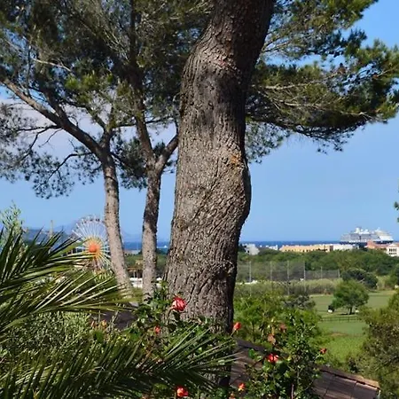 Gasmim79 - Maison Pour 6 Personnes Situee Dans Un Parc Arbore Avec Piscine Proche De St Tropez Et Ses Plages וילה גאסה